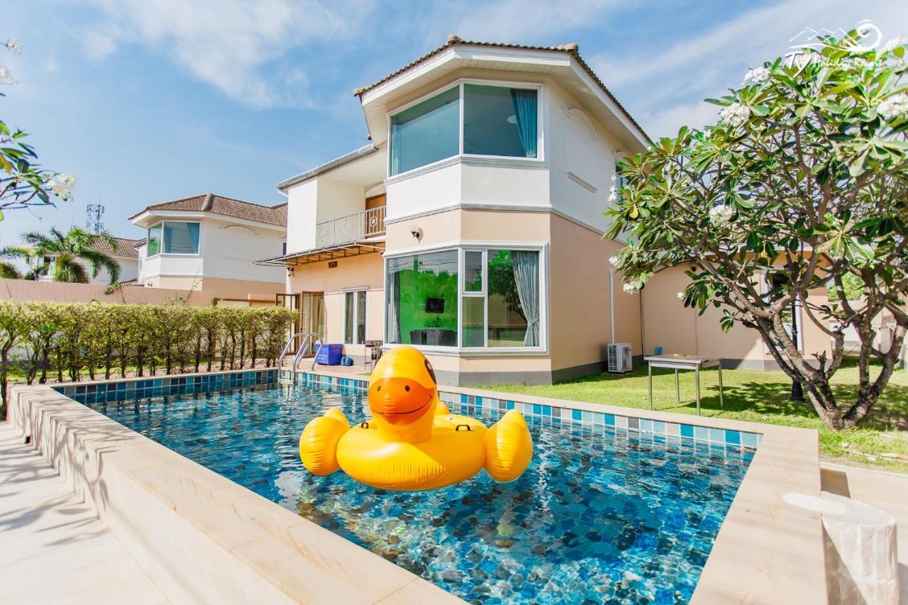 Ty Holiday Resort Pattaya Bagian luar foto